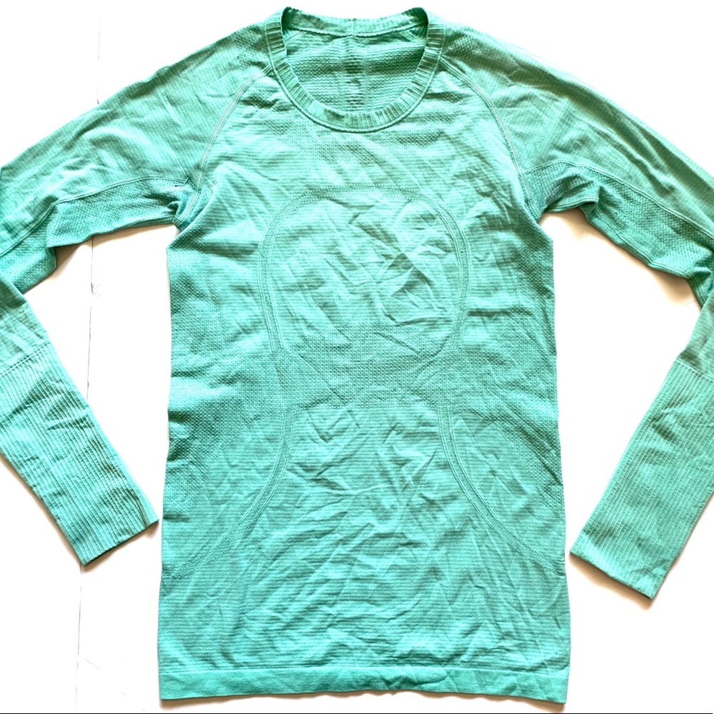 Lululemon run swiftly tech long sleeve shirt